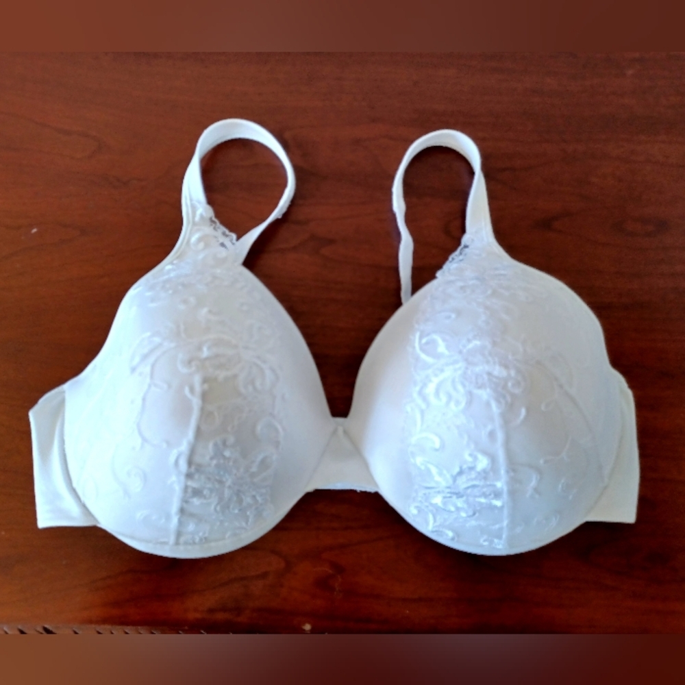 White Embroidered Bra, Size 38D